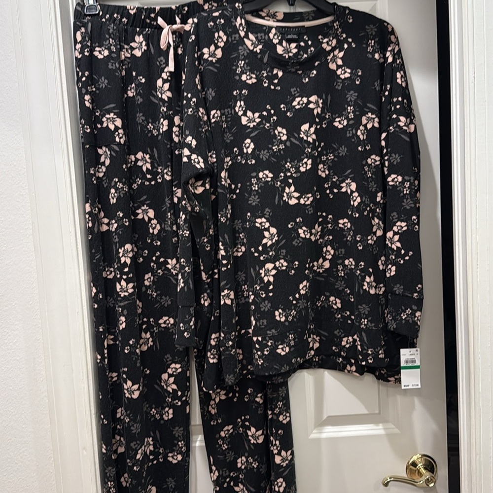 SANCTUARY PAJAMAS 2- piece NWT sz L - Picture 2 of 10